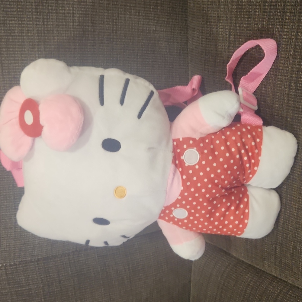 Hello Kitty Backpack - Picture 3 of 11